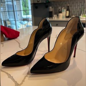 Christian Louboutin Classic Kate Black Leather Pumps